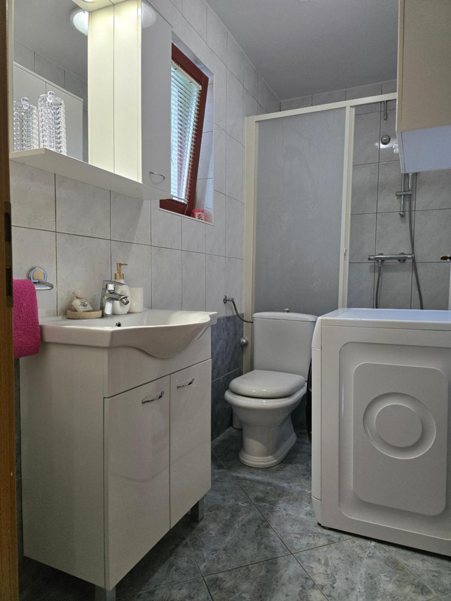 Apartman Barbara Бибине Екстериор снимка